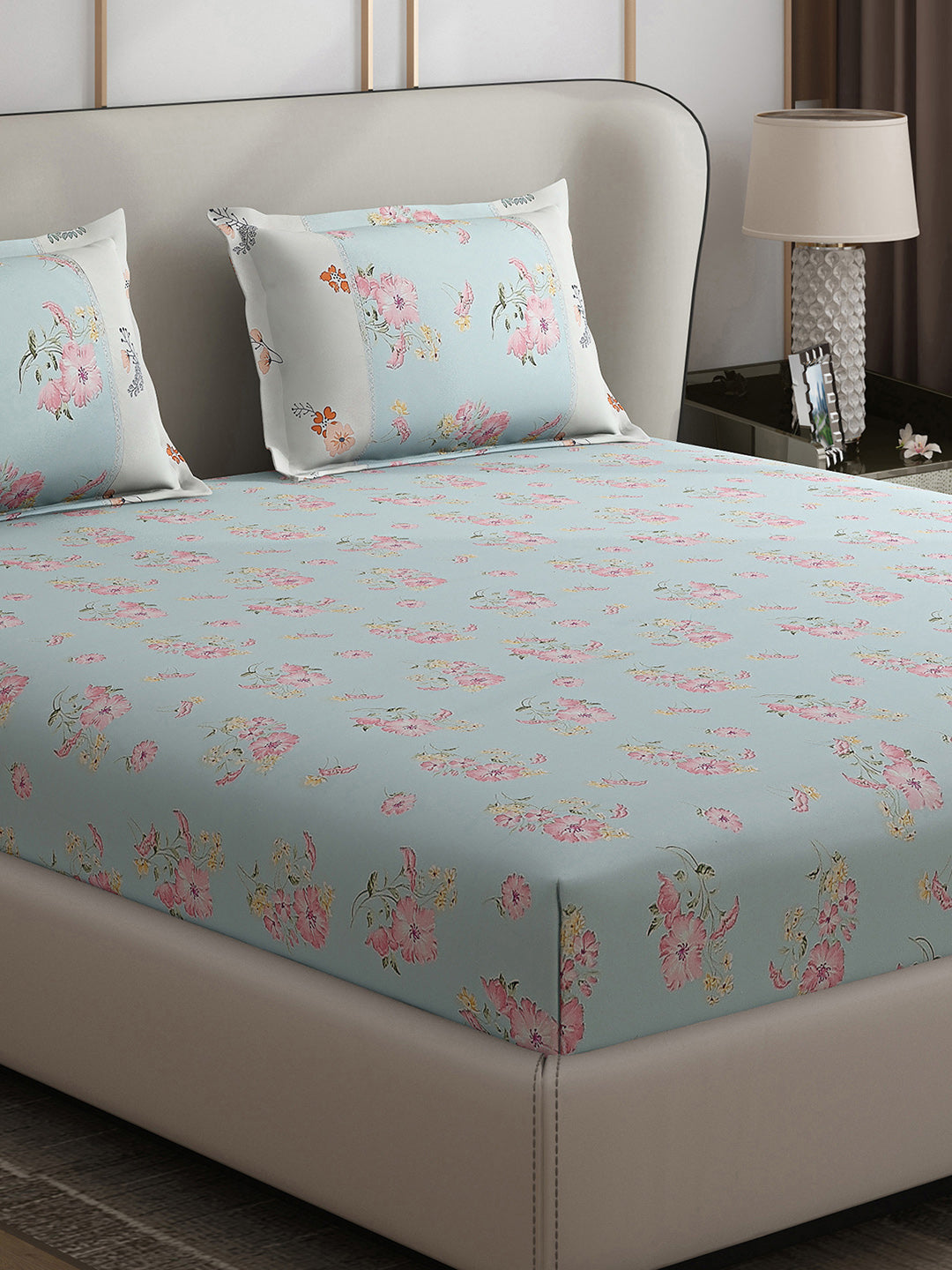130 GSM Polyester Double Bed 1 Bedsheet with 2 Pillow Covers (Vibrant)