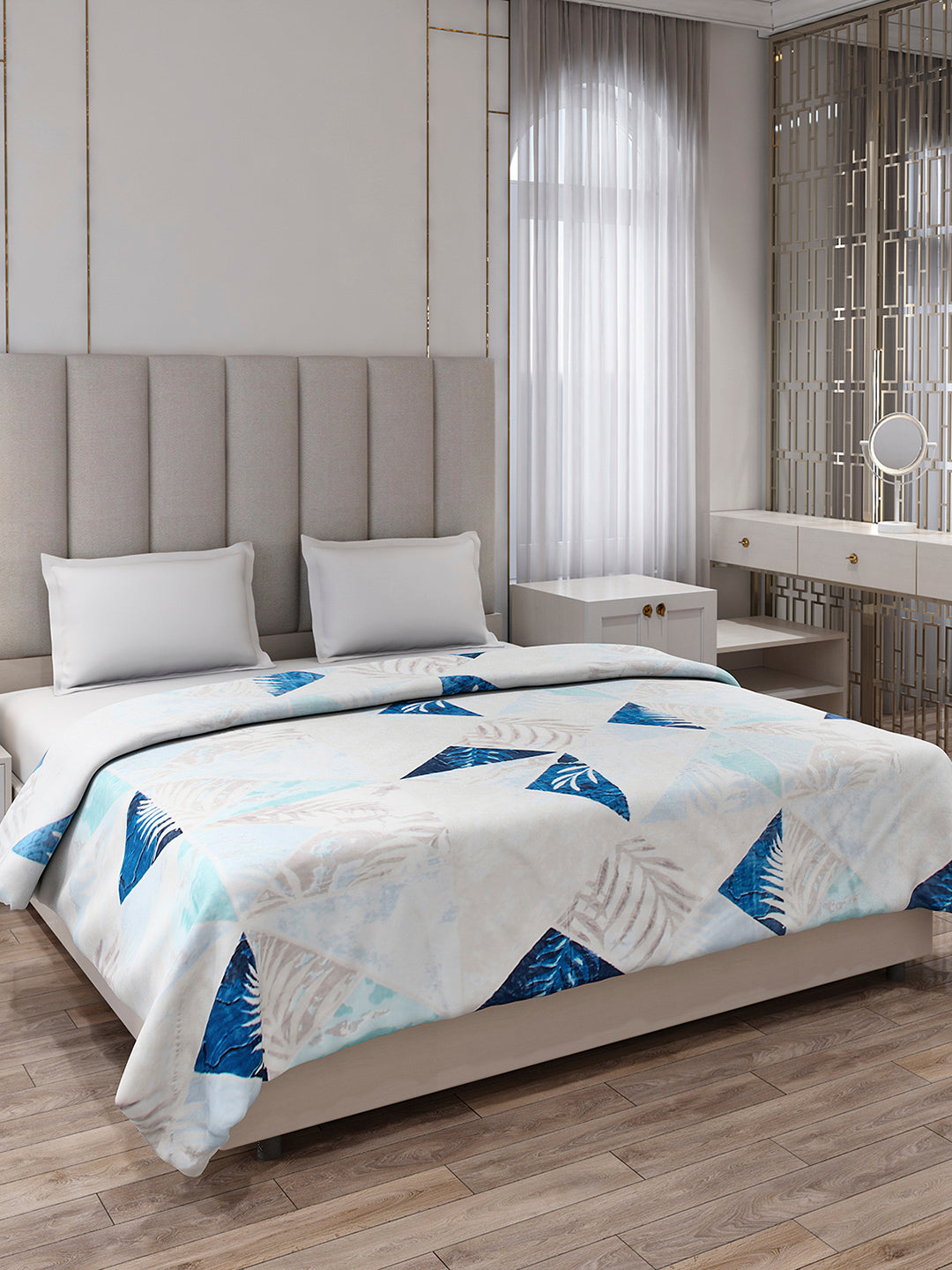 Printed Double Bed 300 GSM Blanket for AC Room - (Legacy)