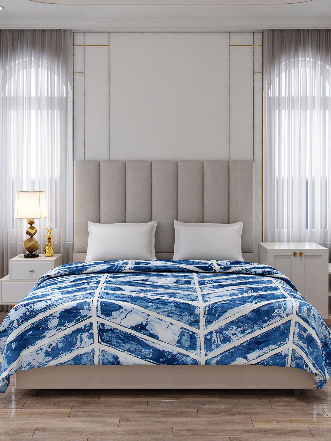 Printed Double Bed 300 GSM Blanket for AC Room - (Legacy)