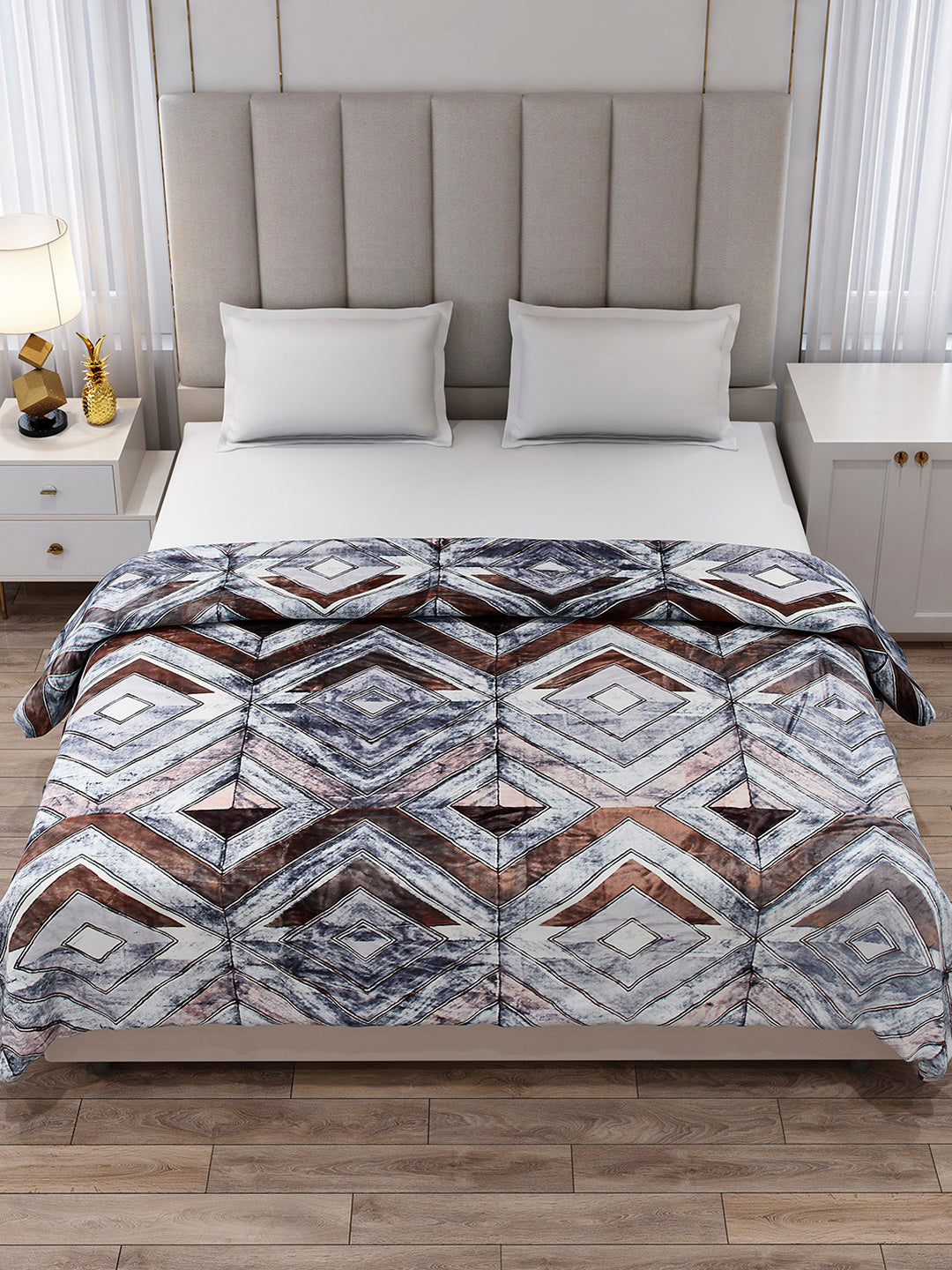 Printed Double Bed 300 GSM Blanket for AC Room - (Legacy)