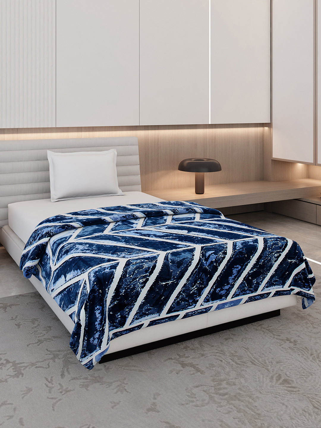 Printed Single Bed 300 GSM Blanket for AC Room - (Legacy)