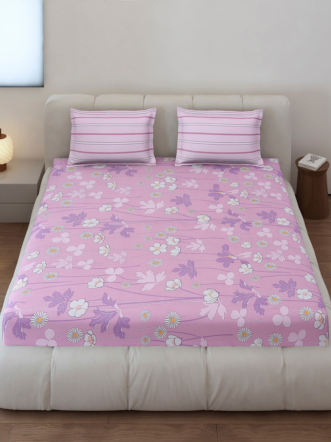 130 GSM Polyester King Size 1 Bedsheet with 2 Pillow Covers (Edmond)