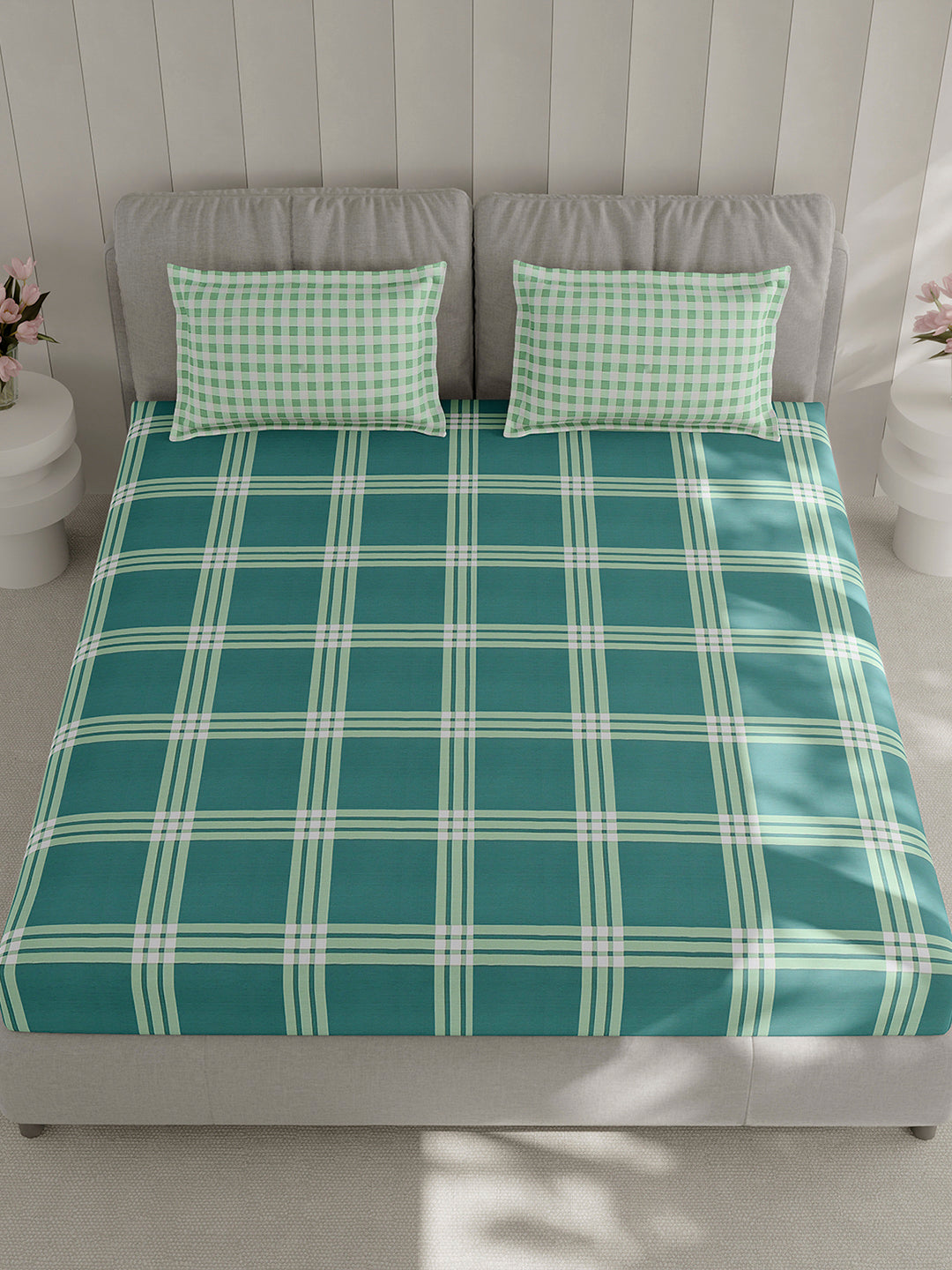 210 TC Cotton Double Bed 1 Bedsheet with 2 Pillow Covers (Ramona)