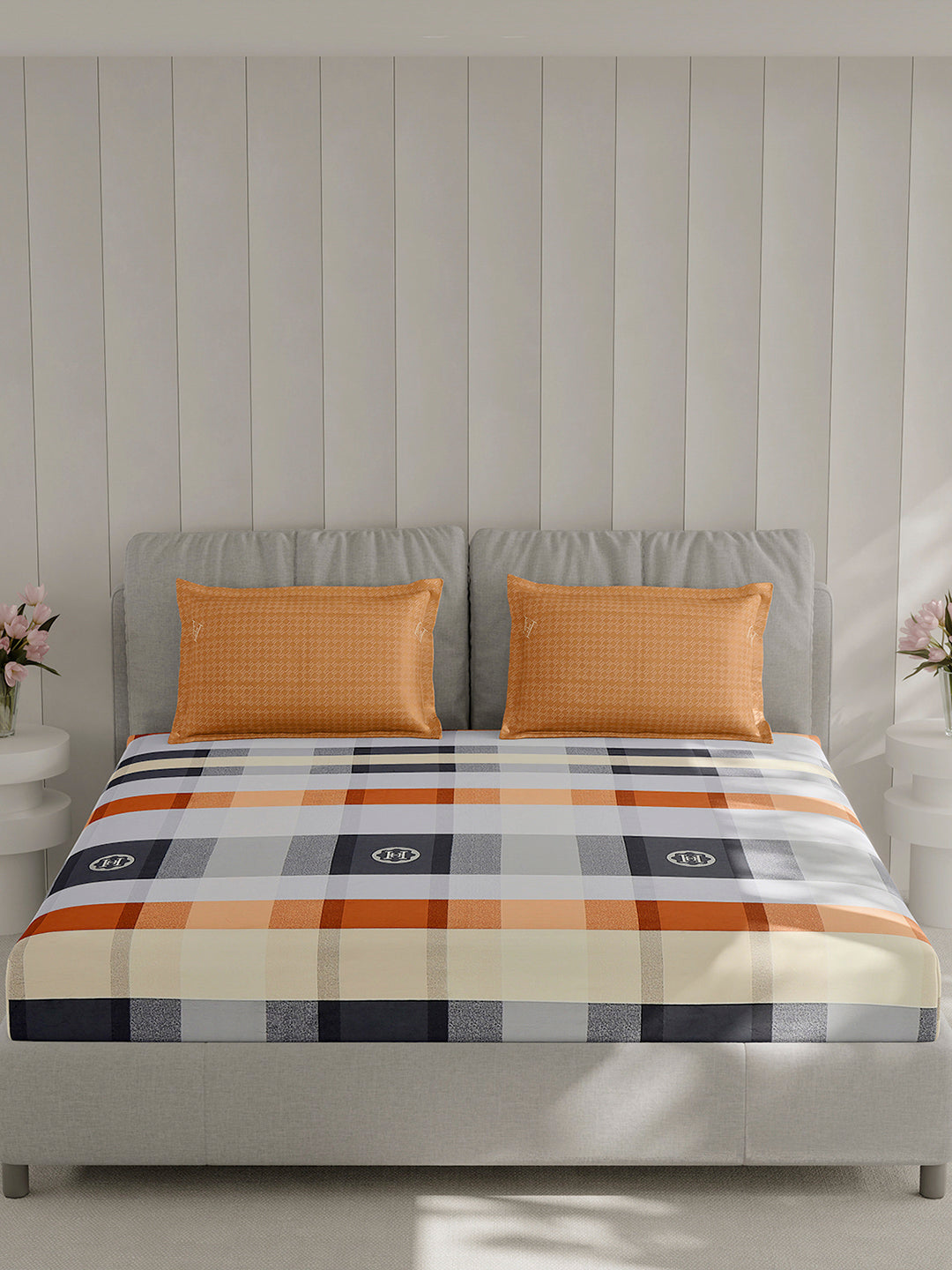 210 TC Cotton Double Bed 1 Bedsheet with 2 Pillow Covers (Ramona)