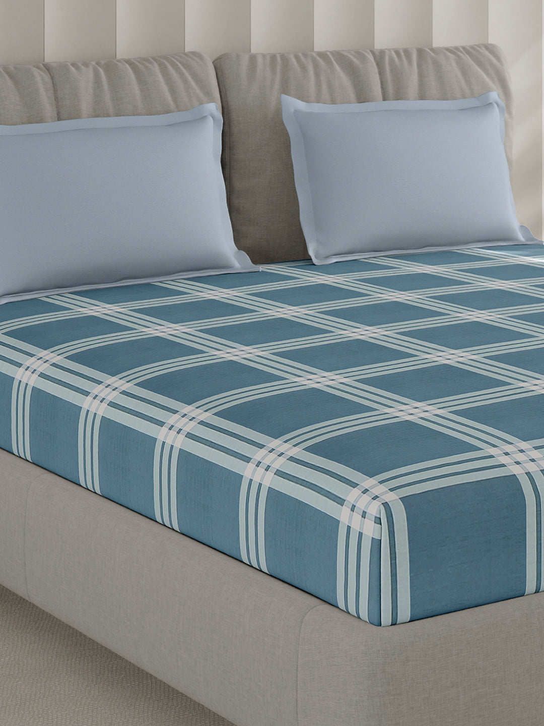 210 TC Cotton Double Bed 1 Bedsheet with 2 Pillow Covers (Ramona)