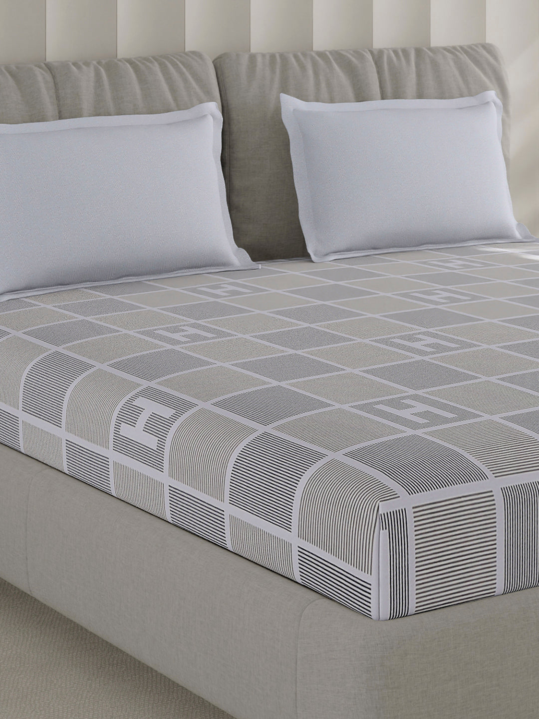 210 TC Cotton Double Bed 1 Bedsheet with 2 Pillow Covers (Ramona)