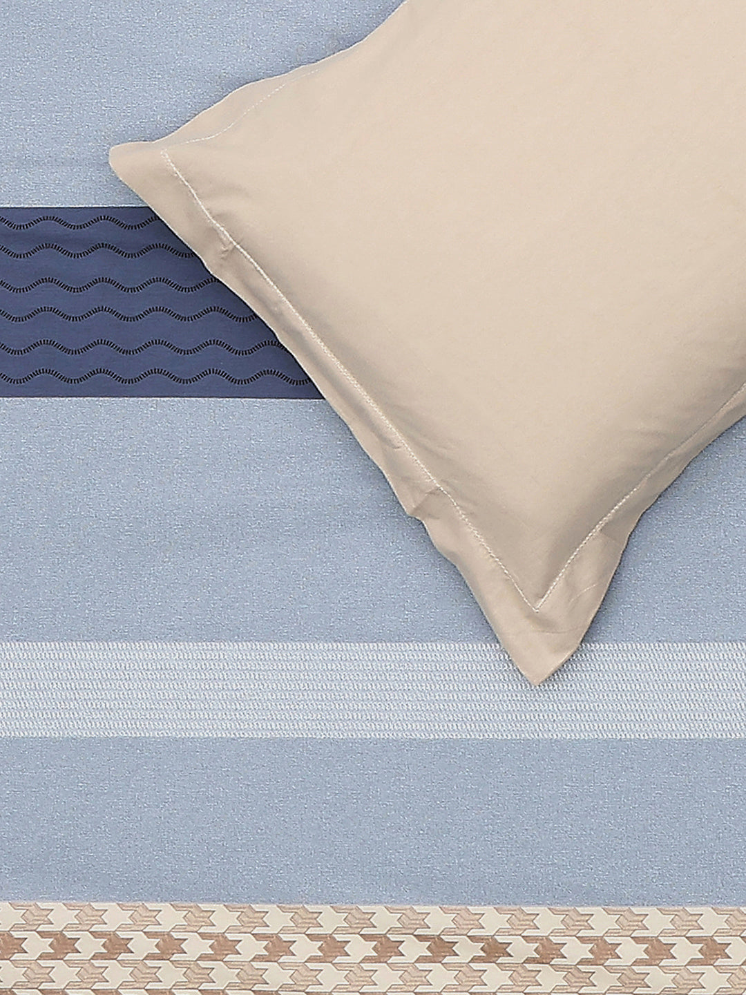 210 TC Cotton Double Bed 1 Bedsheet with 2 Pillow Covers (Ramona)