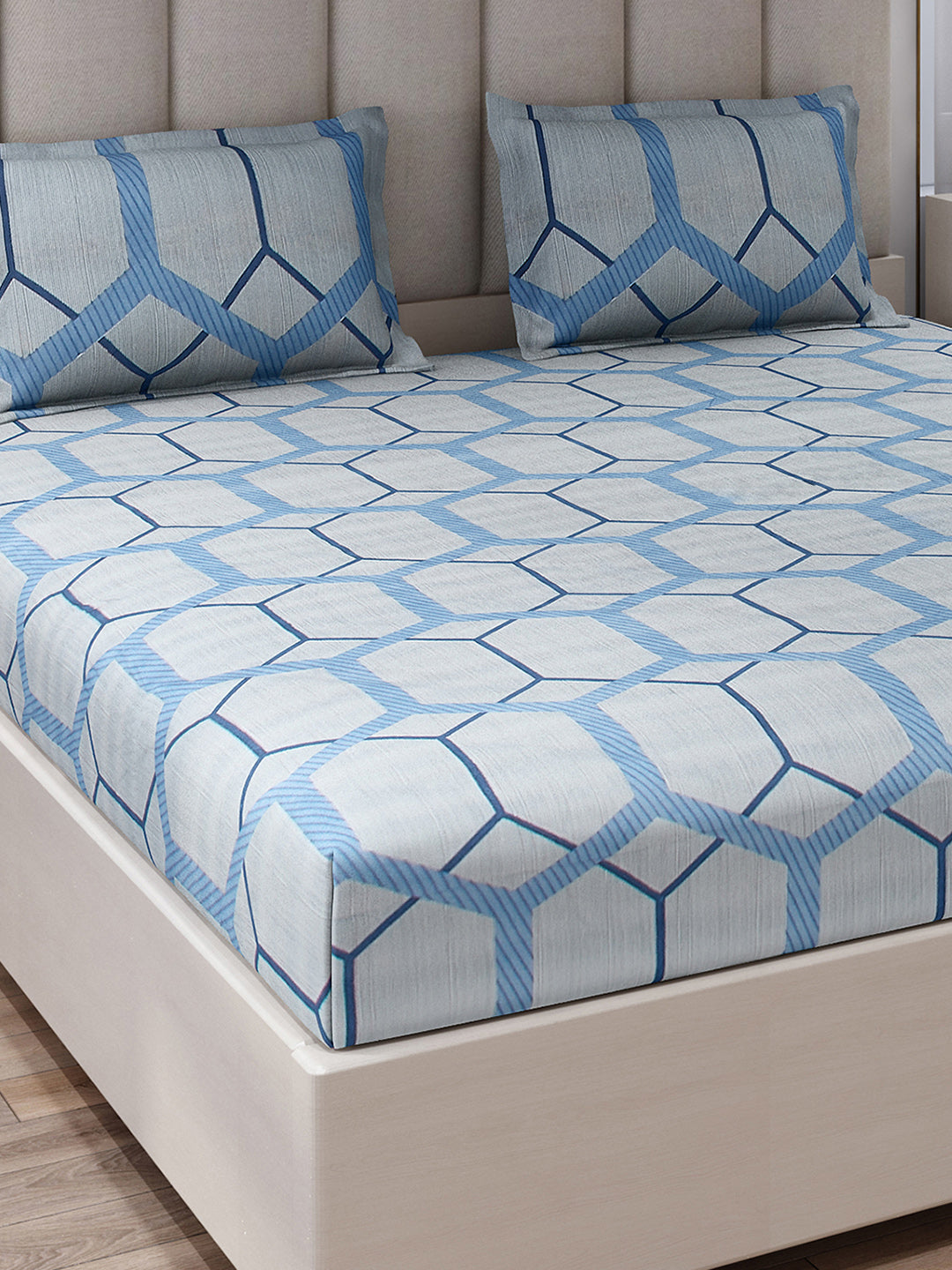 130 GSM Polyester King Size 1 Bedsheet with 2 Pillow Covers (Royal King)