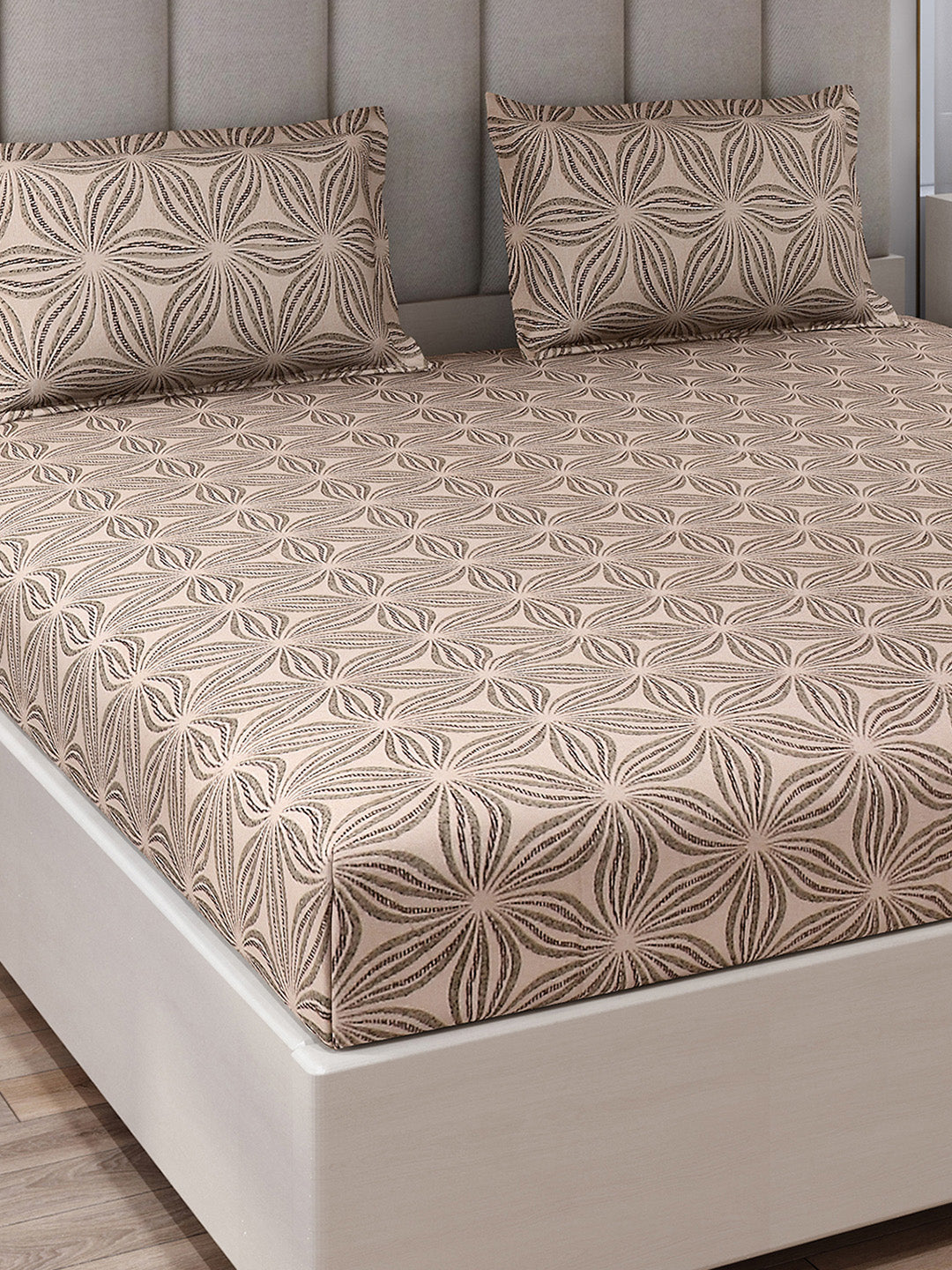 130 GSM Polyester King Size 1 Bedsheet with 2 Pillow Covers (Royal King)
