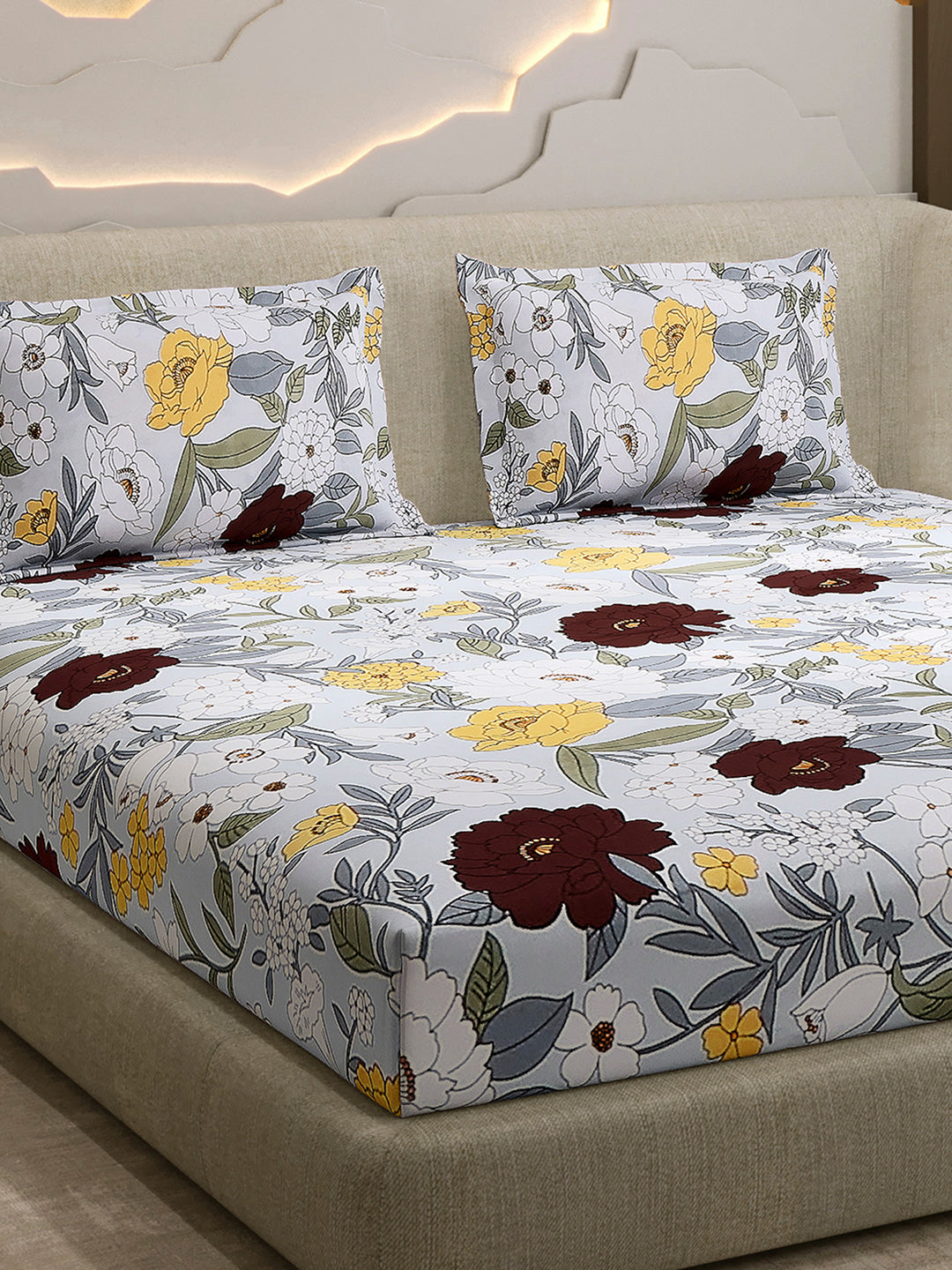 104 TC 100% Cotton Double Bed 1 Bedsheet with 2 Pillow Cover (Samriddhi)