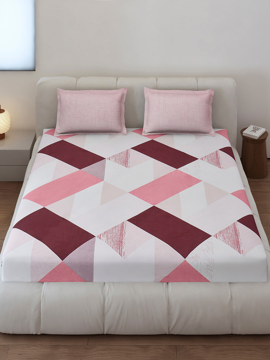 130 GSM Polyester King Size 1 Bedsheet with 2 Pillow Covers (Stanley)