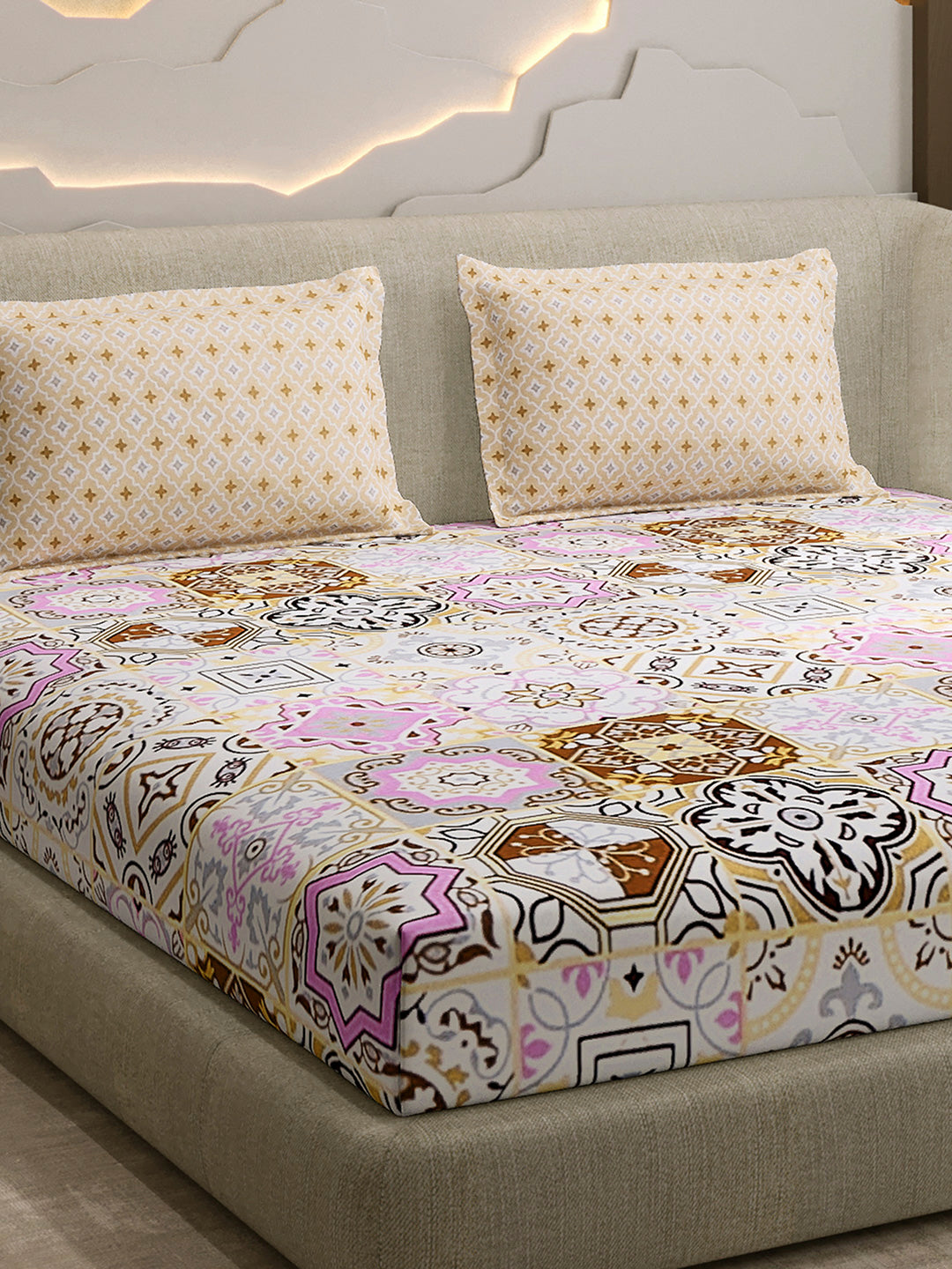 144 TC Cotton Double Bed 1 Fitted Bedsheet with 2 Pillow Cover (Solstice)