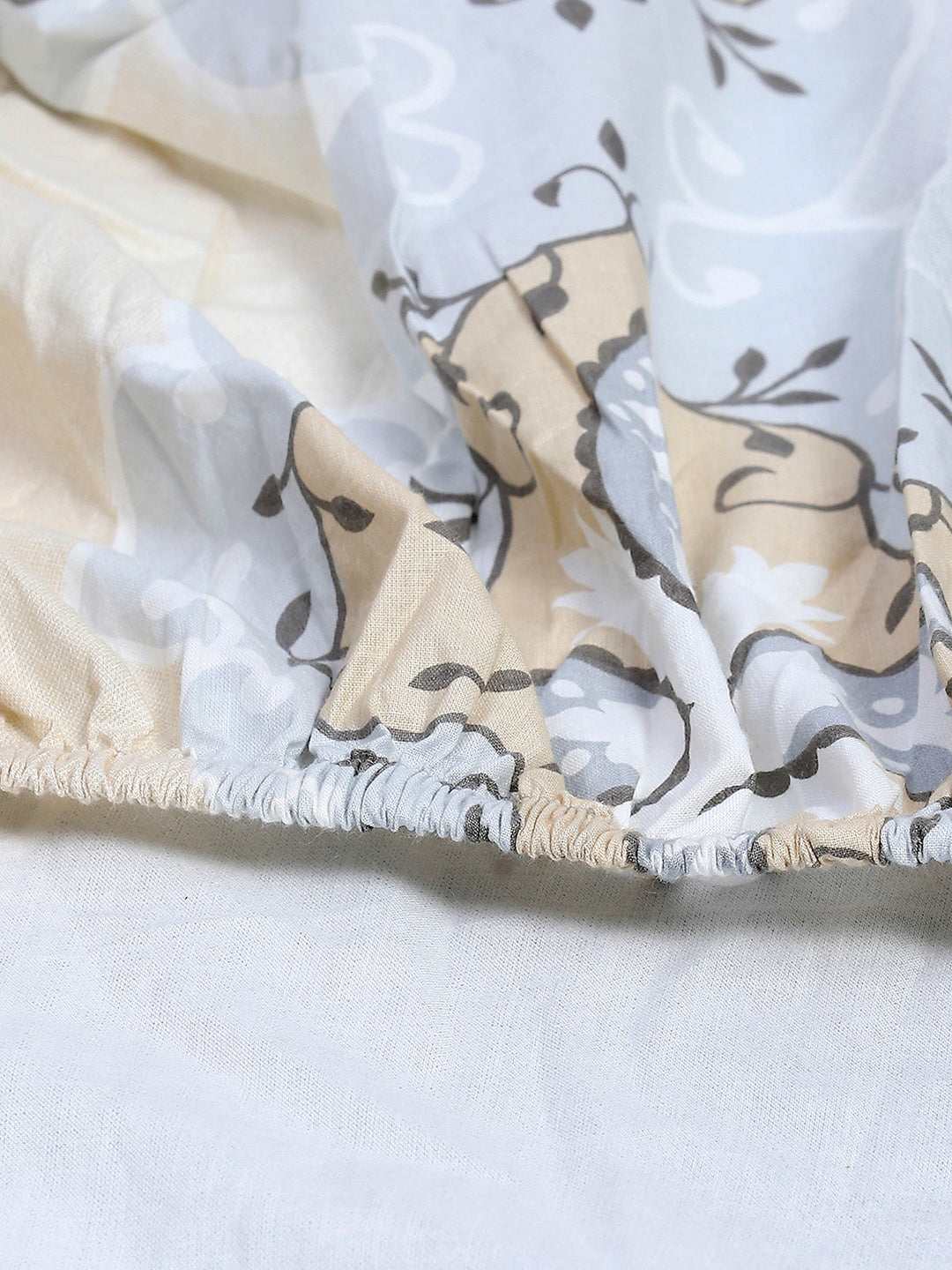144 TC Cotton Double Bed 1 Fitted Bedsheet with 2 Pillow Cover (Solstice)