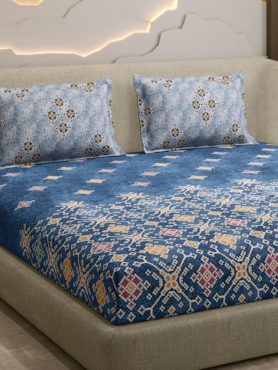 144 TC Cotton Double Bed 1 Fitted Bedsheet with 2 Pillow Cover (Solstice)