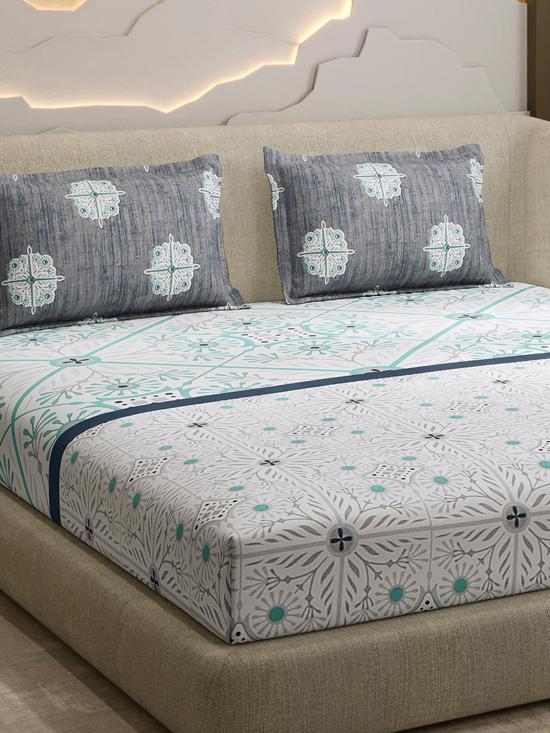 144 TC Cotton Double Bed 1 Fitted Bedsheet with 2 Pillow Cover (Solstice)