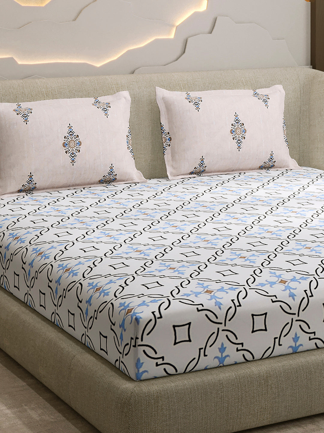 144 TC Cotton Double Bed 1 Fitted Bedsheet with 2 Pillow Cover (Solstice)