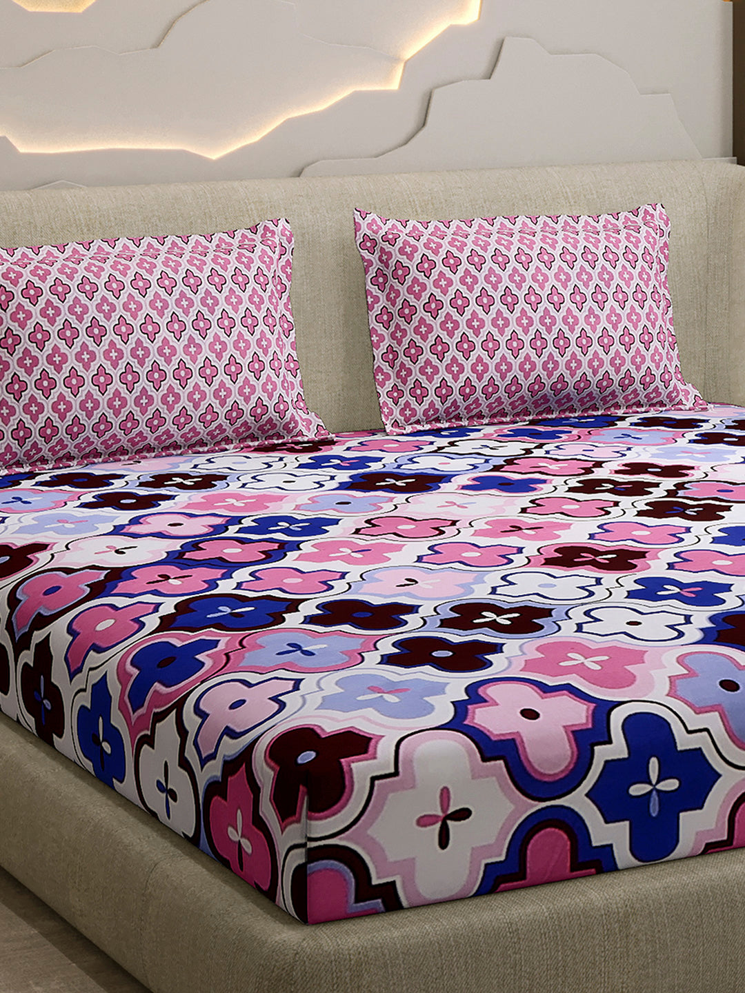 144 TC Cotton Double Bed 1 Fitted Bedsheet with 2 Pillow Cover (Solstice)
