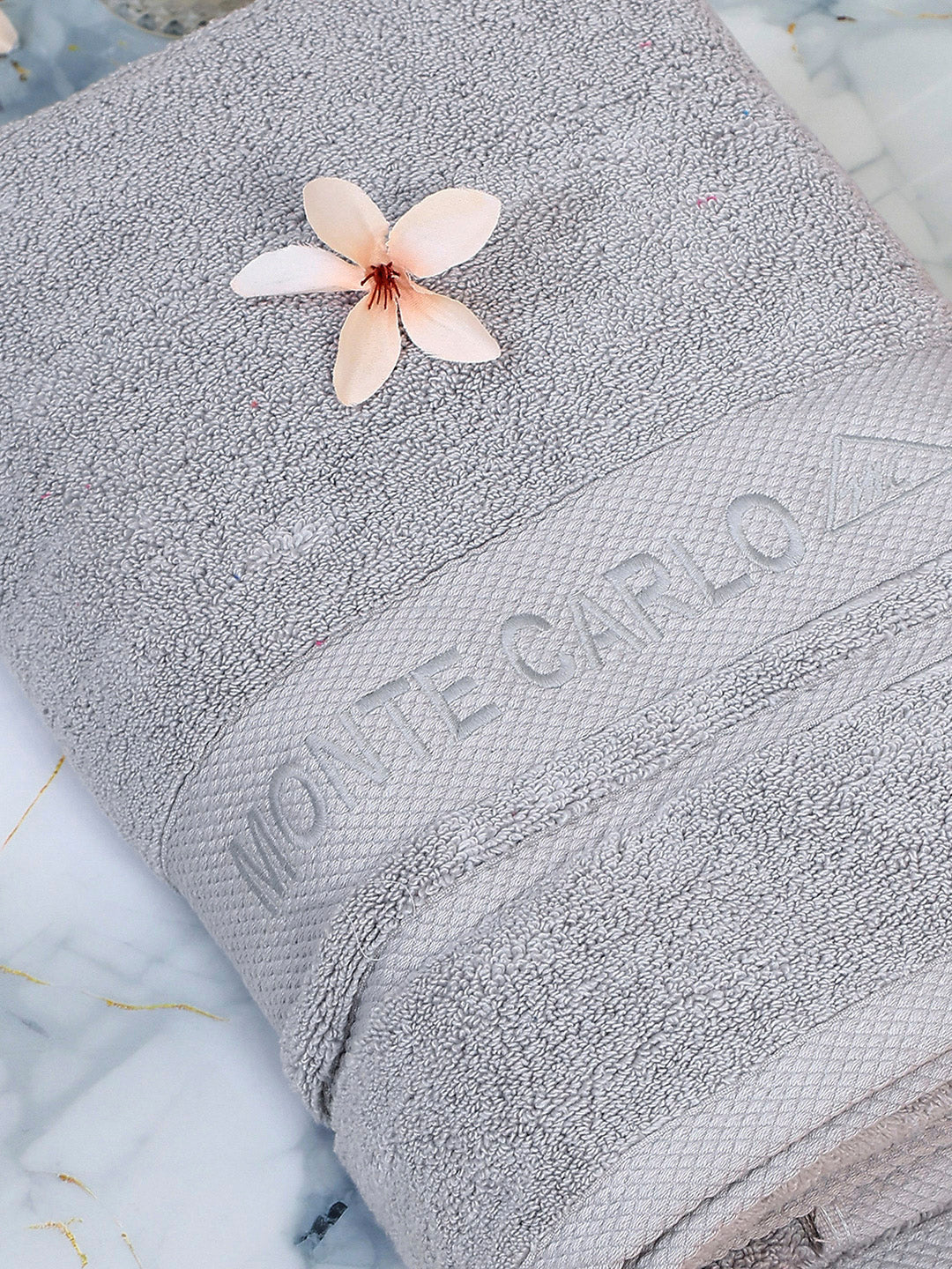 Grey Cotton Solid 650 GSM Bath Towel (Eusapia)