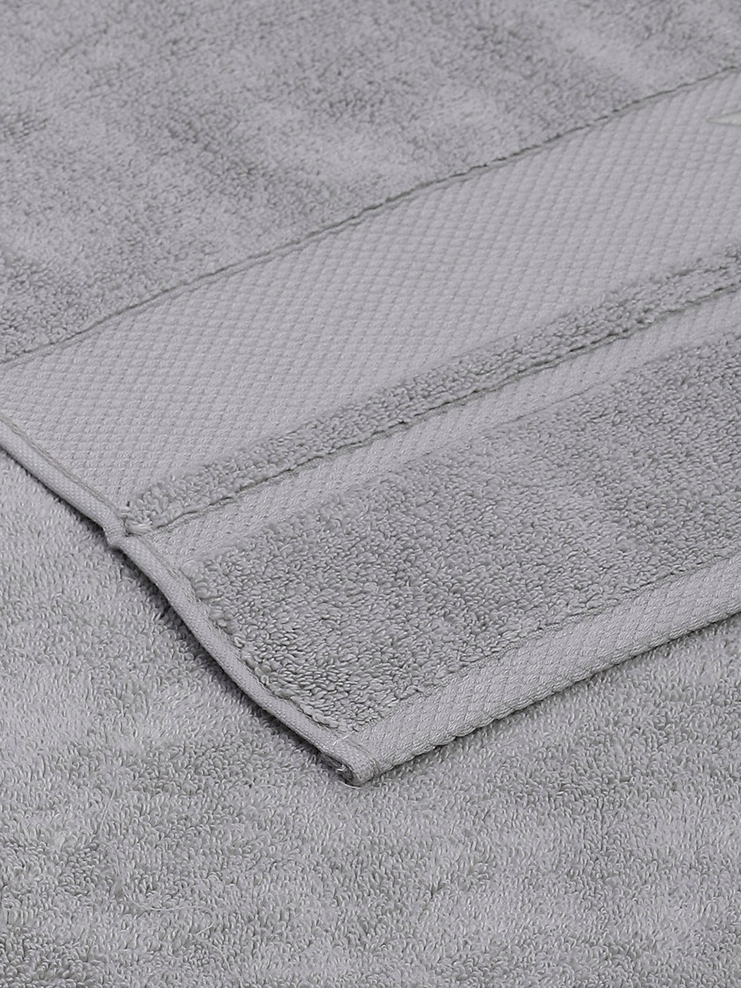 Grey Cotton Solid 650 GSM Bath Towel (Eusapia)