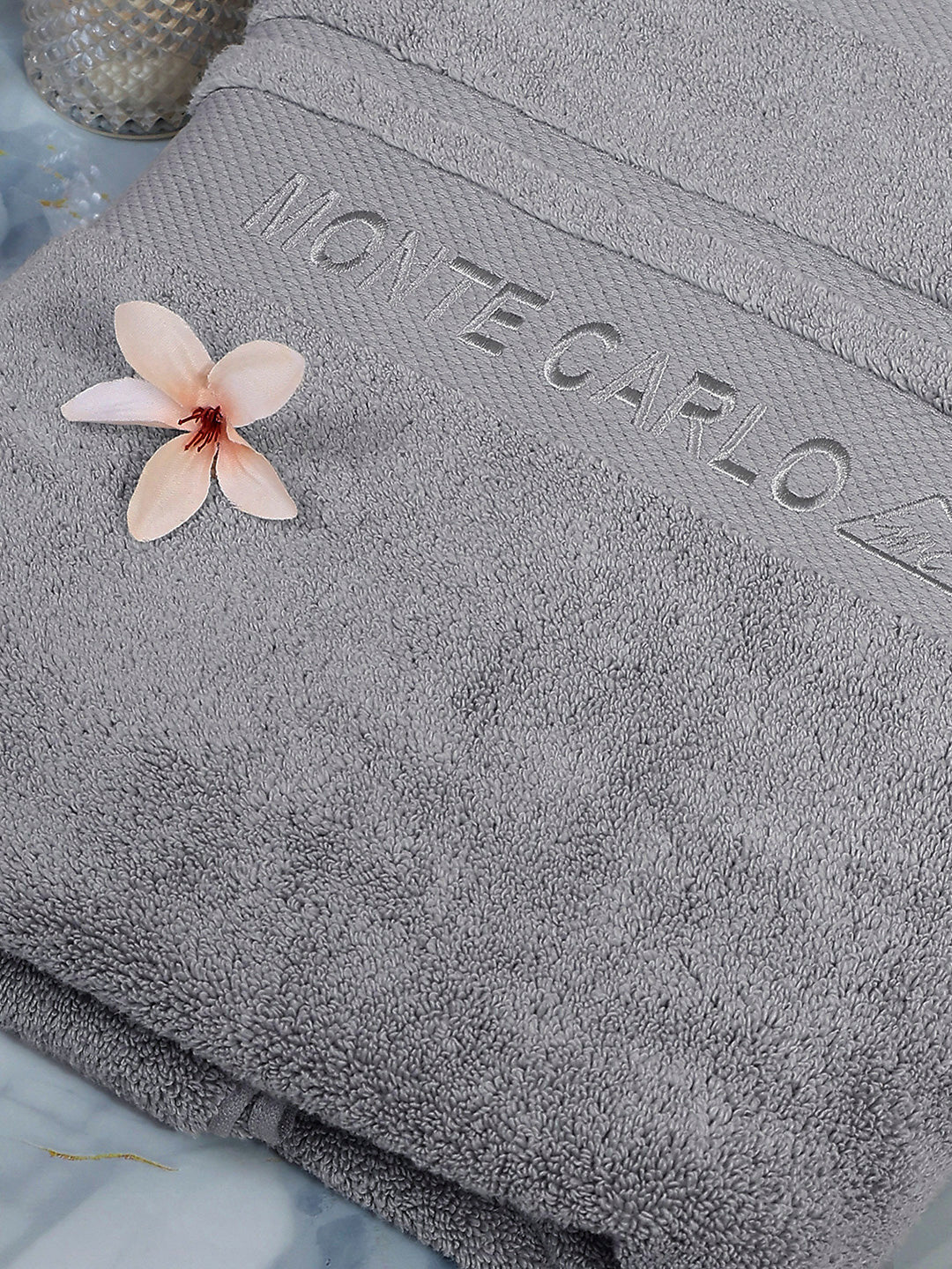 Grey Cotton Solid 650 GSM Bath Towel (Eusapia)