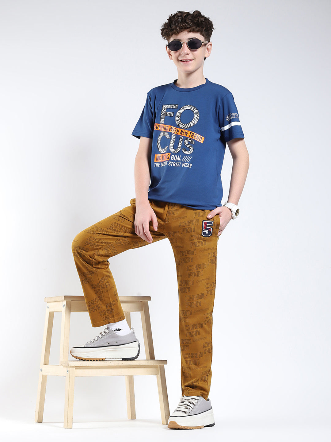 Boys Khaki Printed Regular Fit Lower