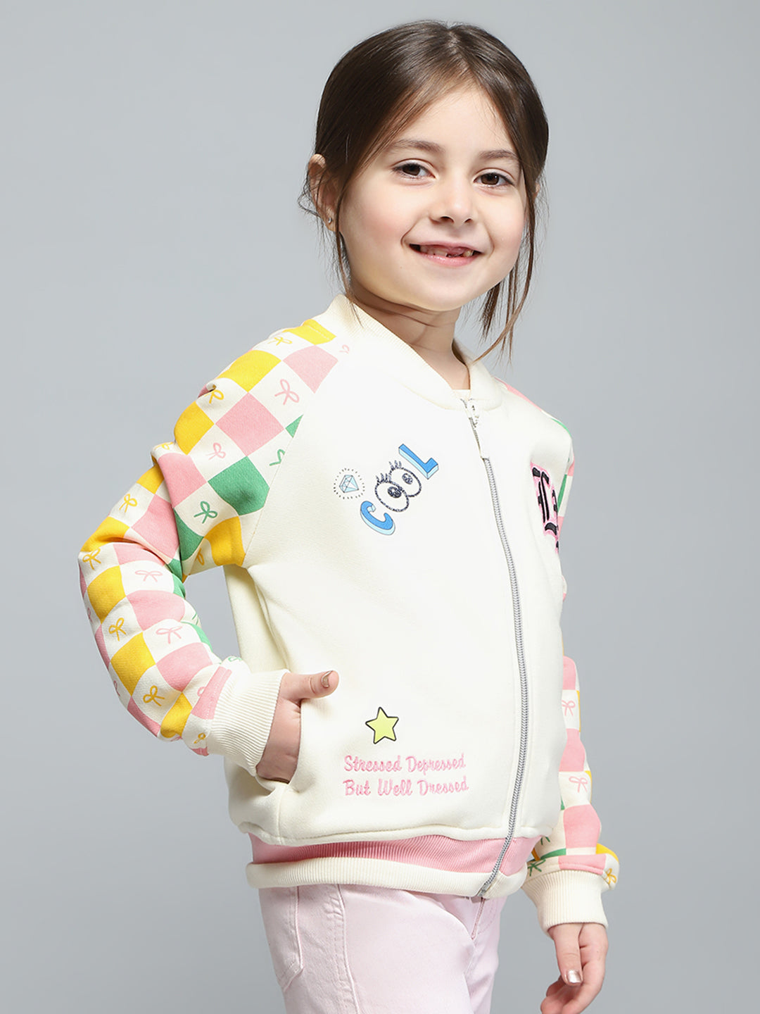 Girls Off White Printed Round Neck Full Sleeve Sweatshirt