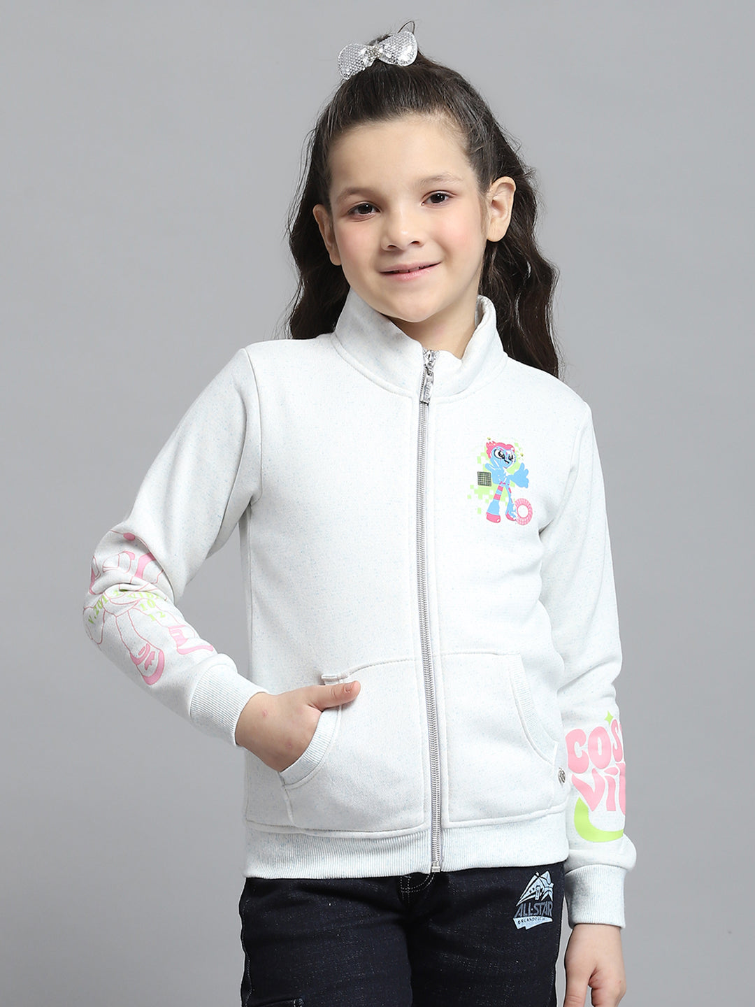 Girls Off White Printed Mock Neck Full Sleeve Sweatshirt