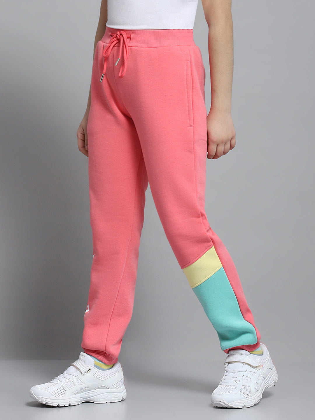 Girls Pink Printed Round Neck Full Sleeve Tracksuit