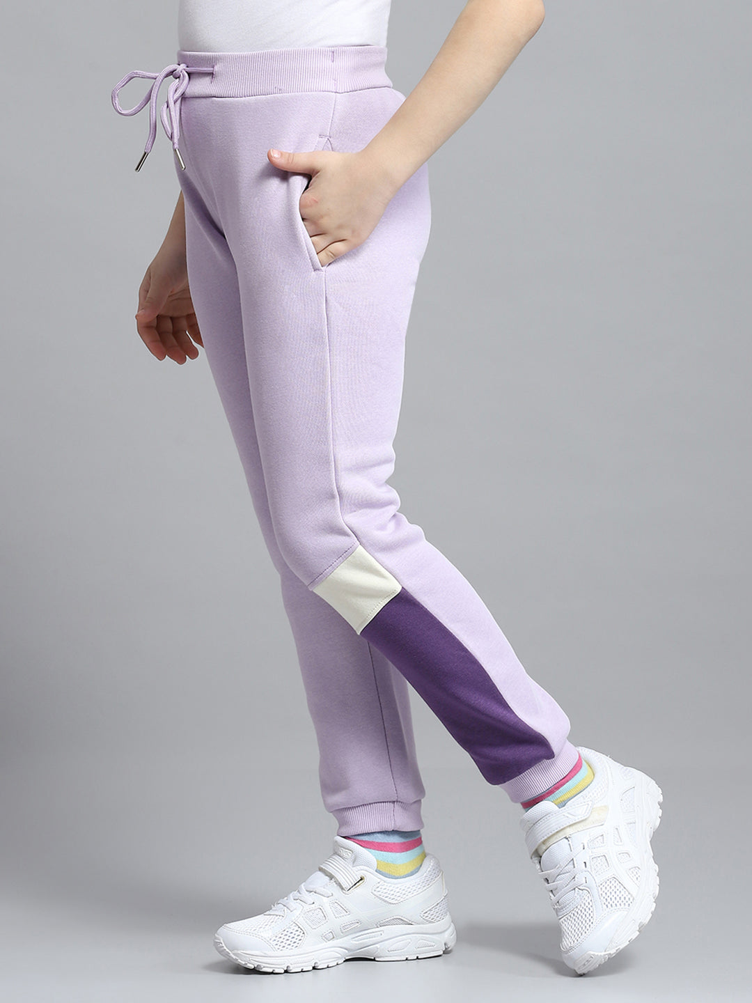 Girls Purple Printed Round Neck Full Sleeve Tracksuit