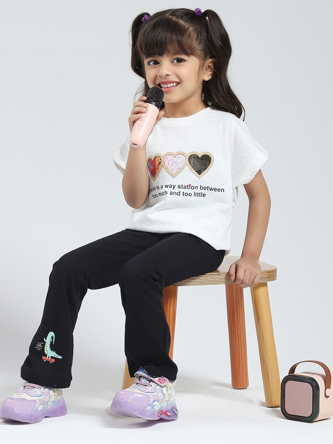 Girls Off White Printed V Neck Half Sleeve Top