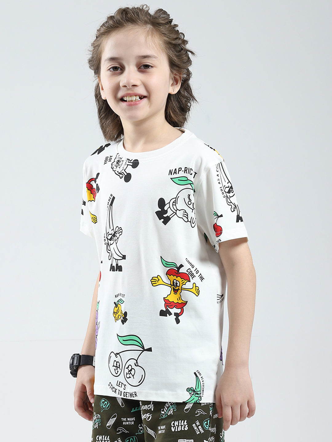 Boys White Printed Round Neck Half Sleeve T-Shirt
