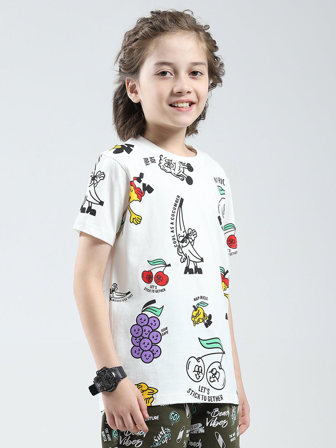 Boys White Printed Round Neck Half Sleeve T-Shirt