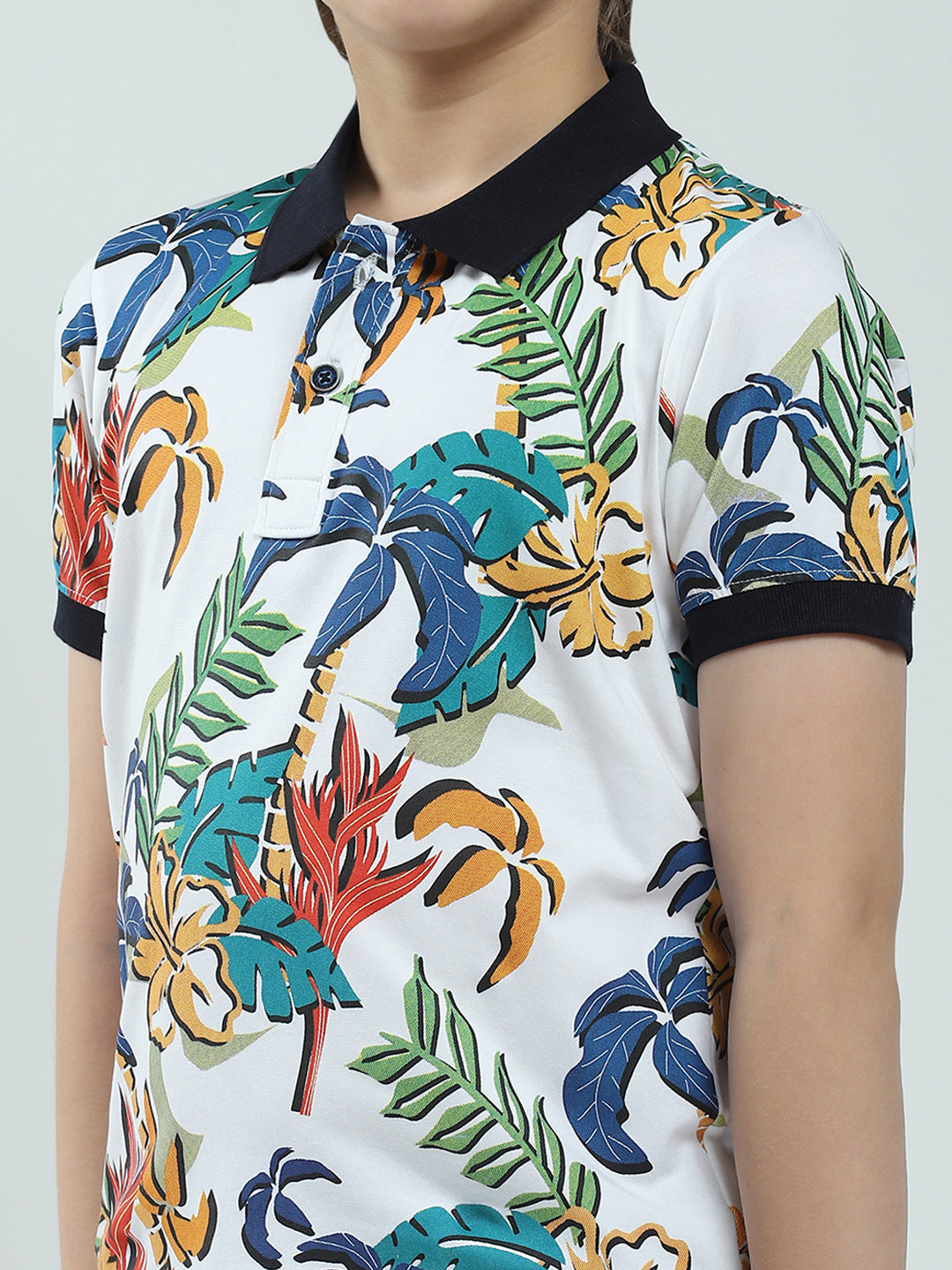 Boys White Printed Collar Half Sleeve T-Shirt