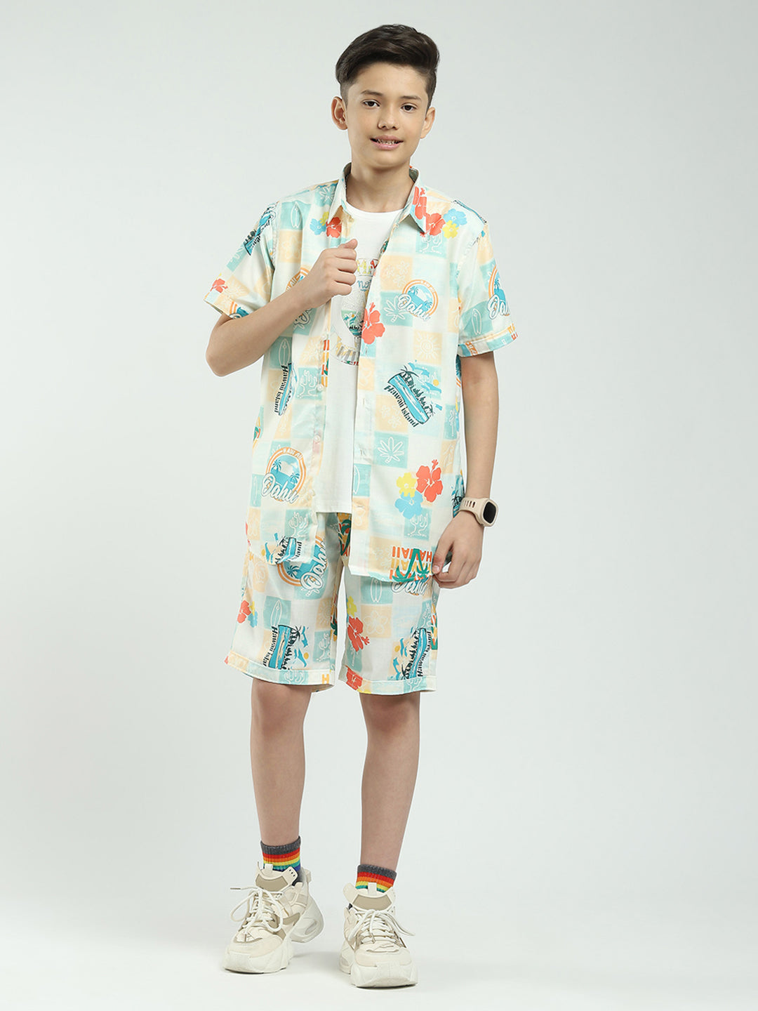 Boys Green Printed Collar Half Sleeve Cords Set