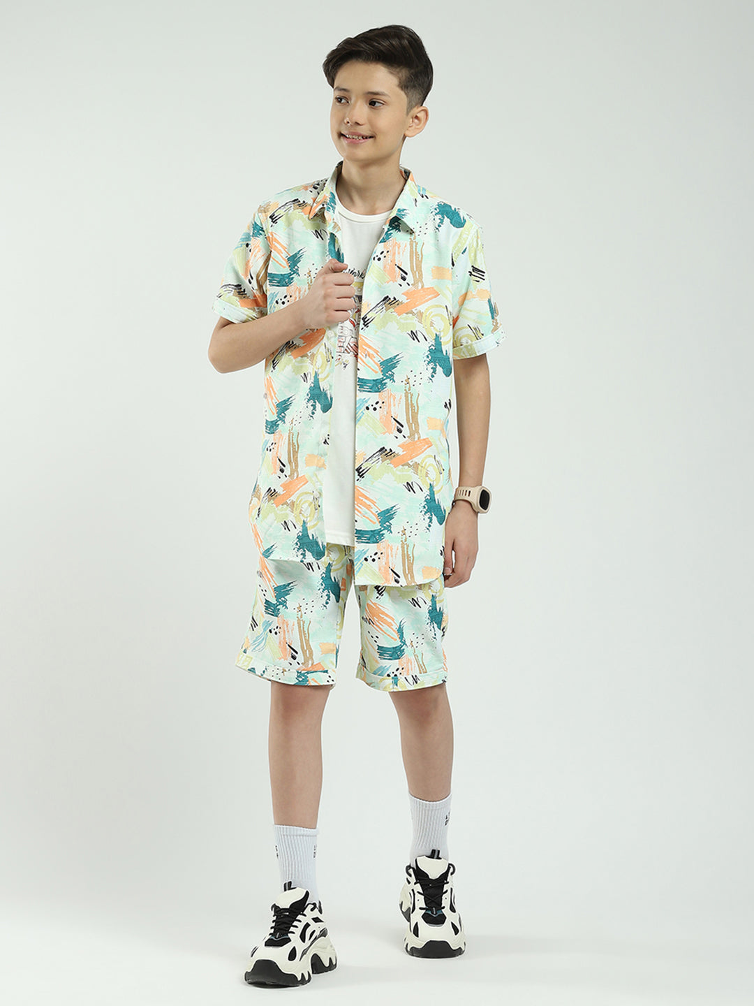 Boys Green Printed Collar Half Sleeve Cords Set