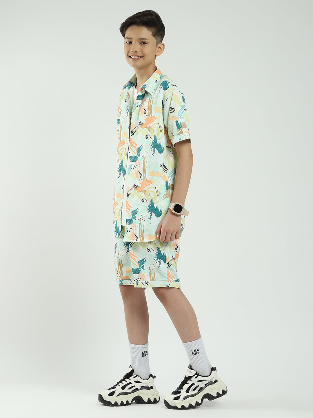 Boys Green Printed Collar Half Sleeve Cords Set