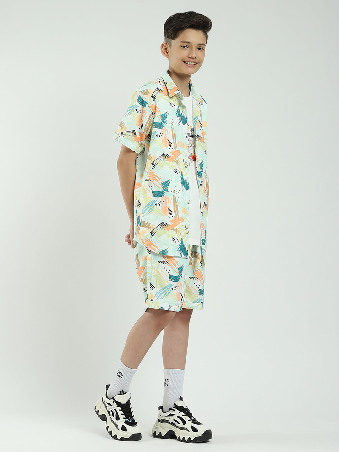 Boys Green Printed Collar Half Sleeve Cords Set