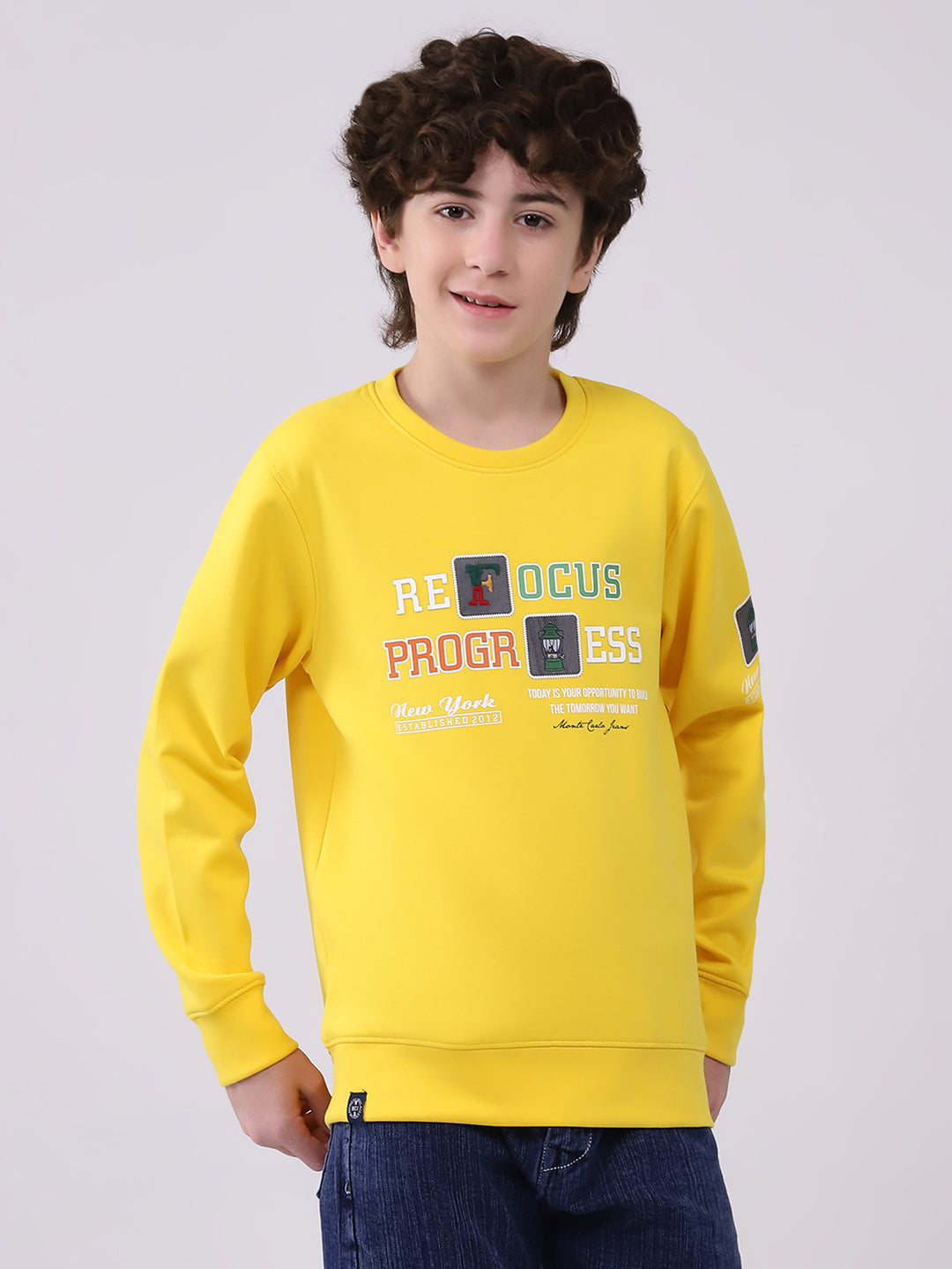 Boys Yellow Printed Round Neck Full Sleeve Sweatshirt