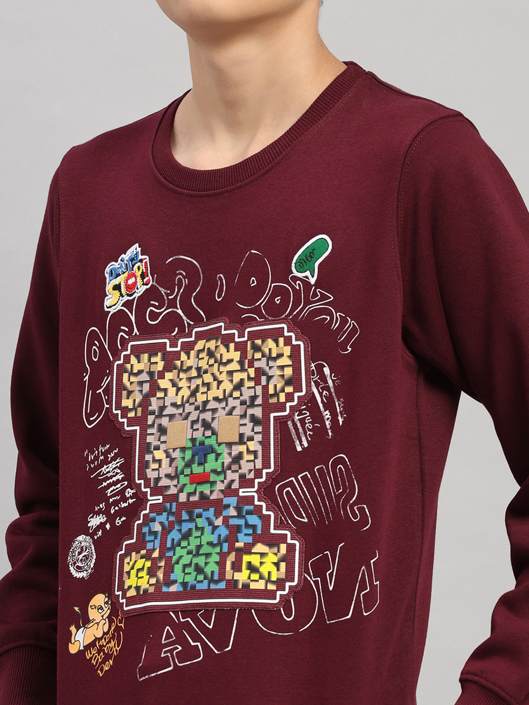 Boys Maroon Printed Round Neck Full Sleeve Sweatshirt