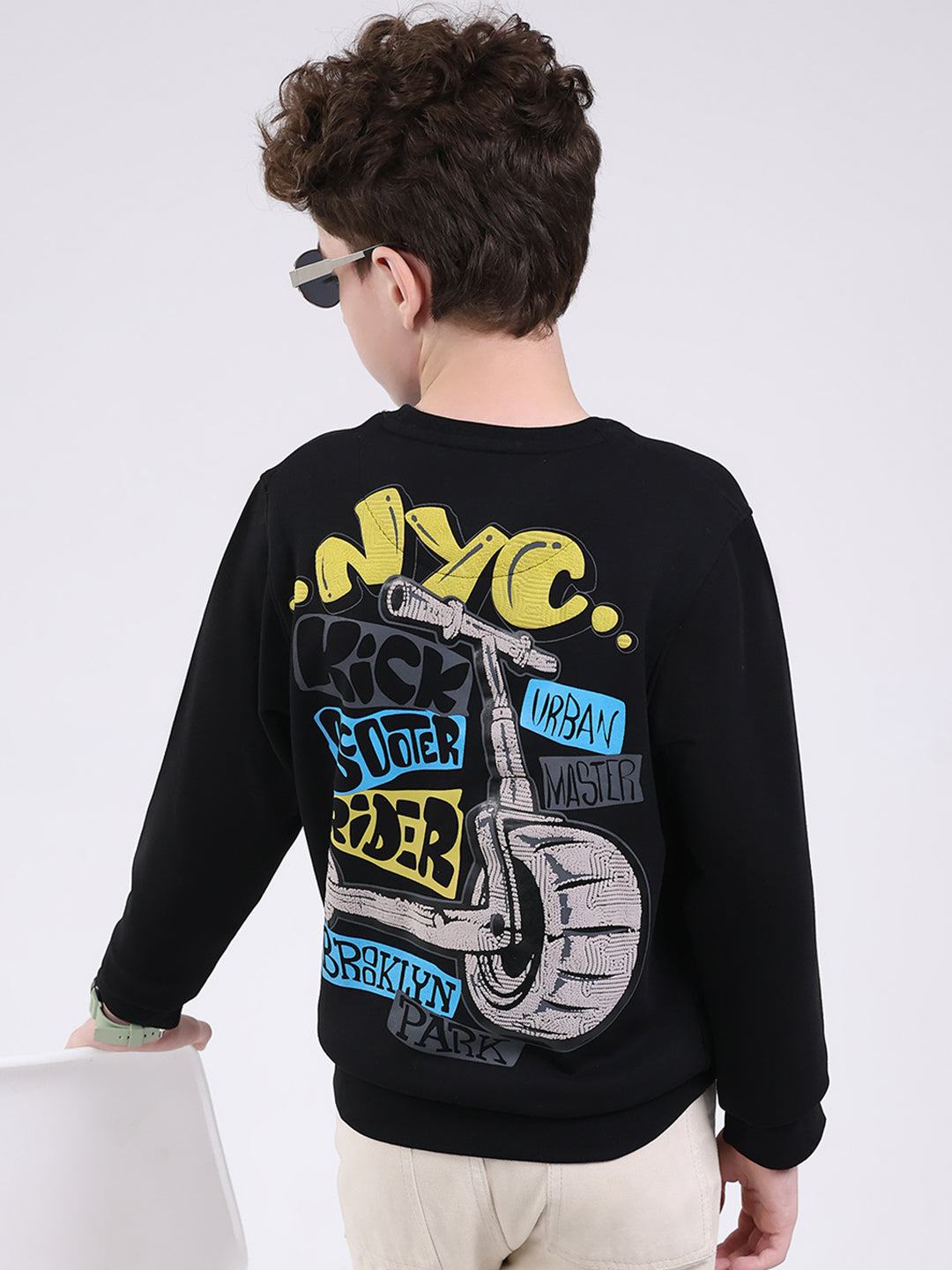 Boys Black Printed Round Neck Full Sleeve Sweatshirt