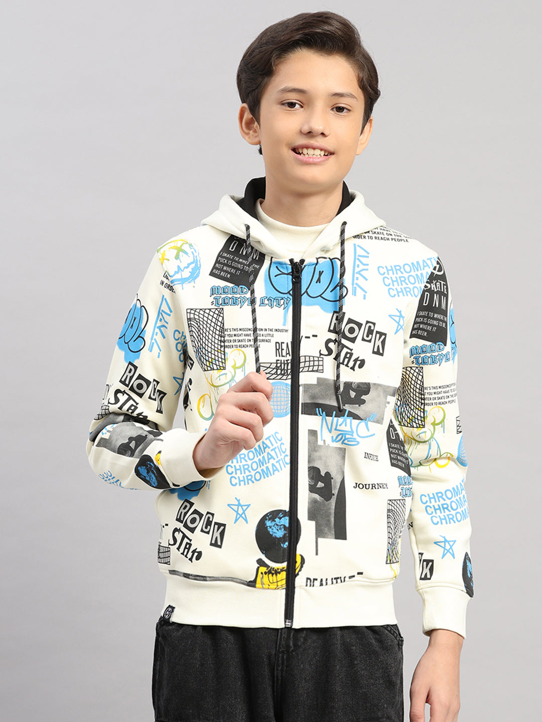 Boys Cream Printed Hooded Full Sleeve Sweatshirt
