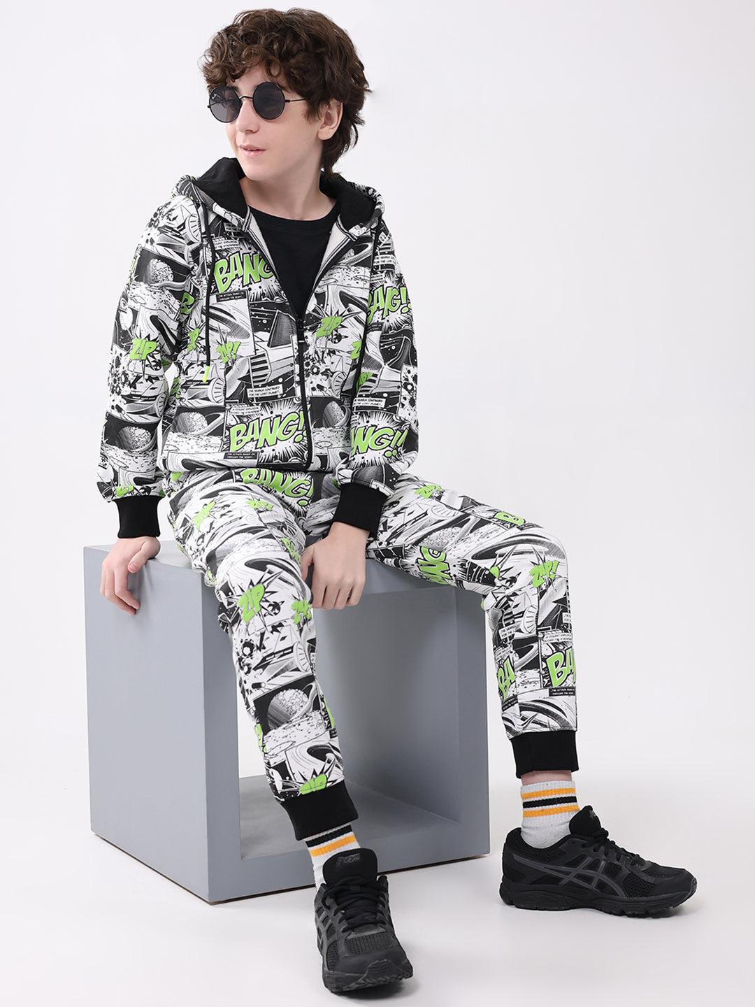 Boys Black Printed Hooded Full Sleeve Winter Tracksuit
