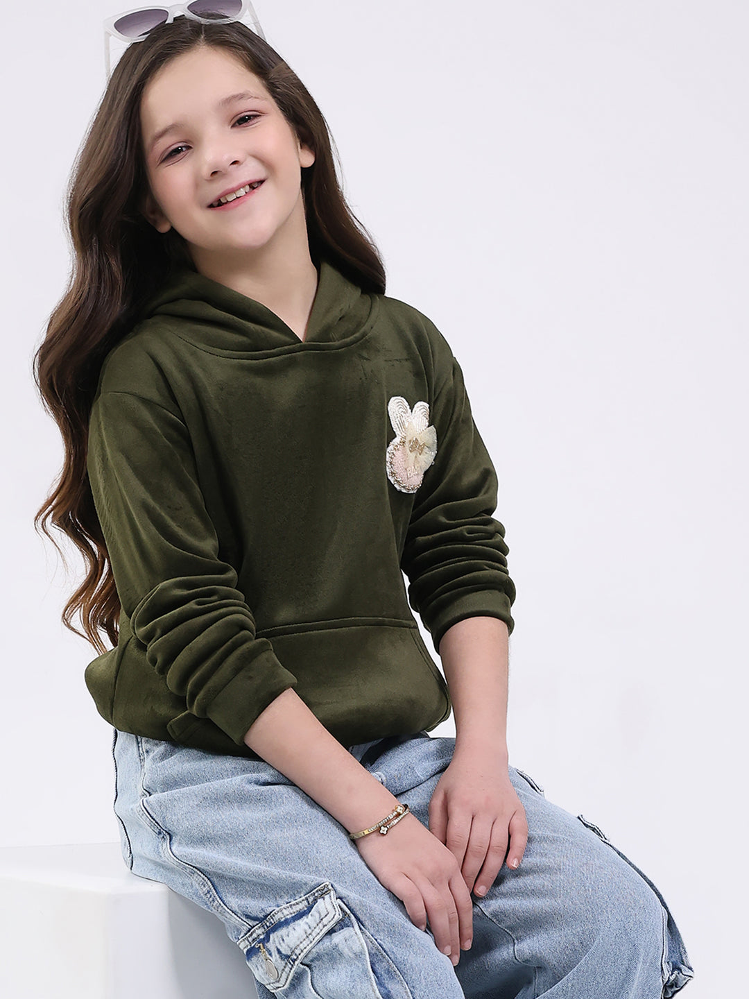 Girls Olive Solid Hooded Full Sleeve Sweatshirt