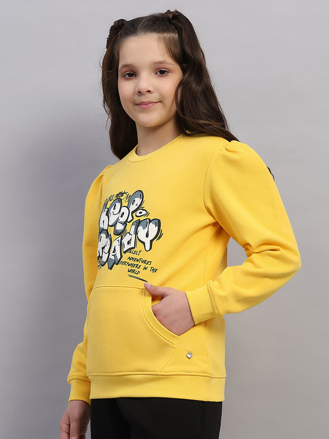 Girls Yellow Printed Round Neck Full Sleeve Sweatshirt