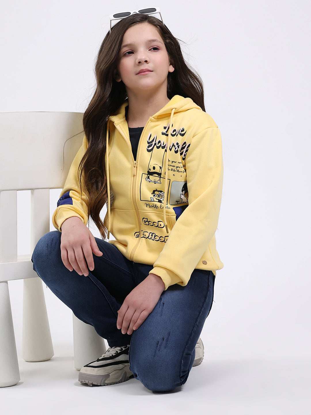 Girls Yellow Printed Hooded Full Sleeve Sweatshirt