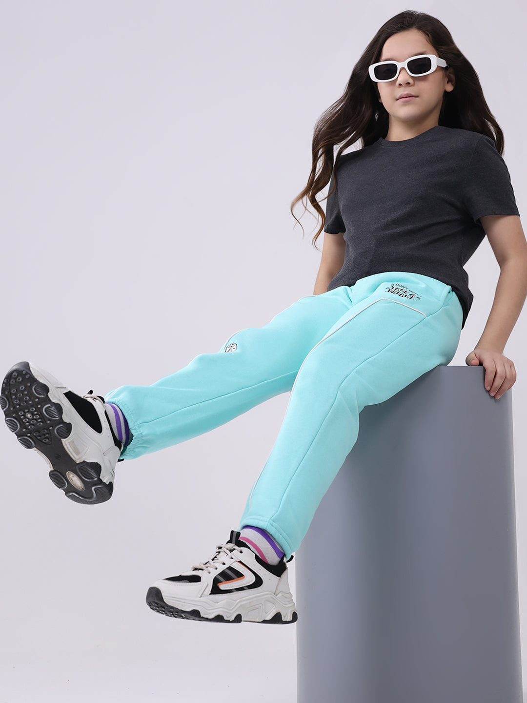 Girls Green Solid Regular Fit Lower