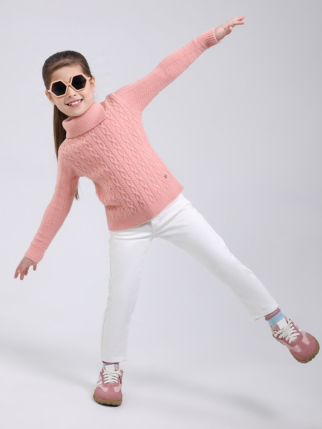 Girls Pink Self Design Round Neck Full Sleeve Pullover