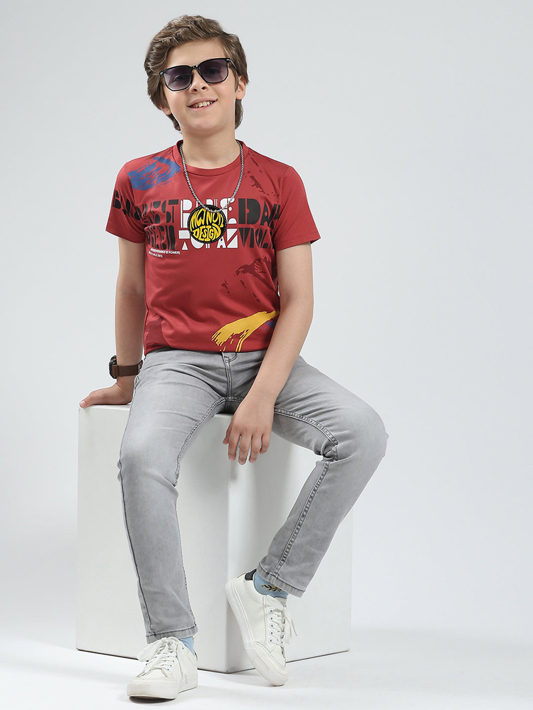 Boys Grey Solid Slim Fit Denim
