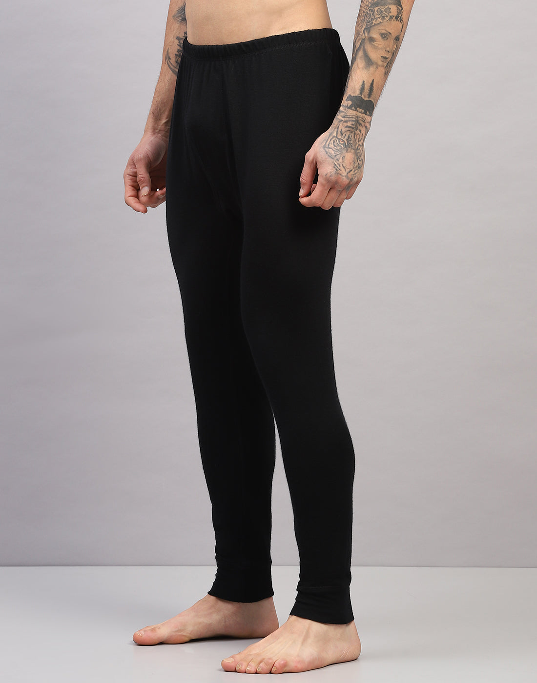 Men Black Solid Regular Fit Thermal Lower
