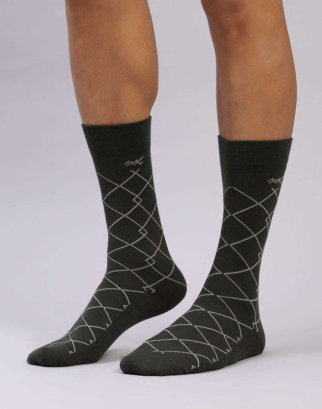 Men Cotton Blend Solid Calf Length Socks (1 Pair)